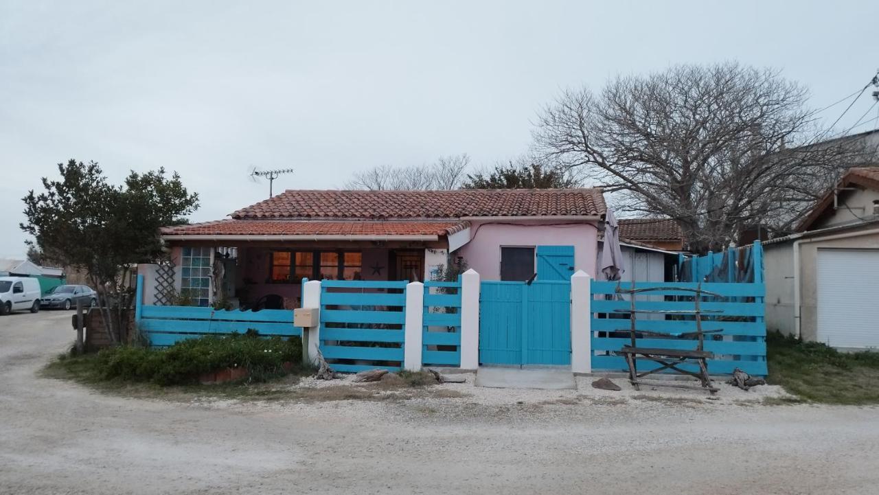 Une Maison Sur Une Presqu'Ile Port-Saint-Louis-du-Rhone Exteriér fotografie